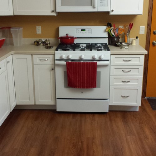 Luxury Vinyl plank floors in a McFarland, WI kitchen by Bisbee's Flooring Center